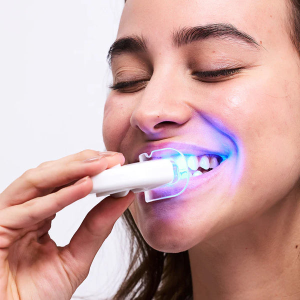 Teeth whitening kit